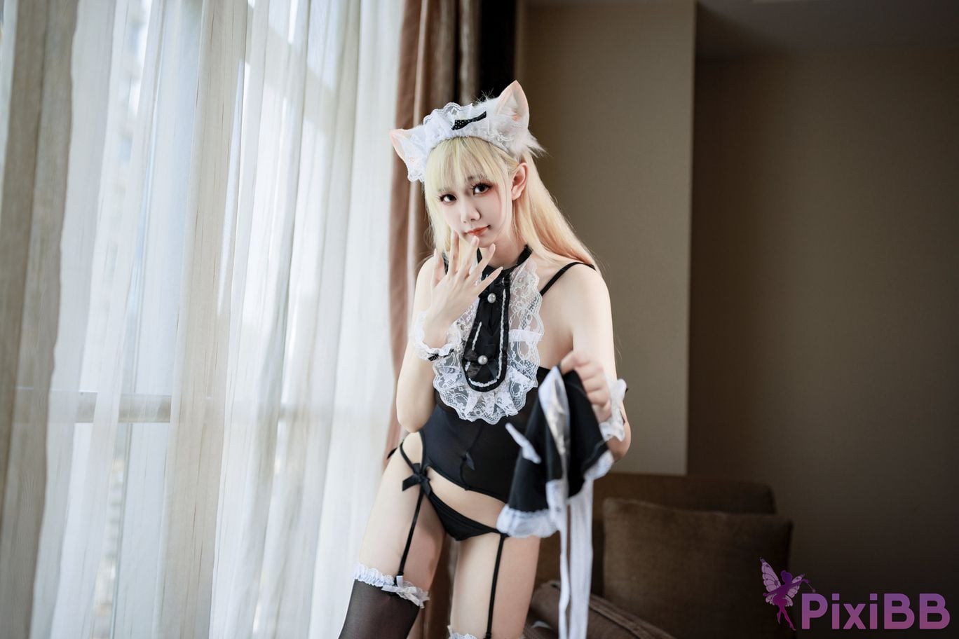 Cosplayer A Xuexue tulle maid PixiBB.COM 060