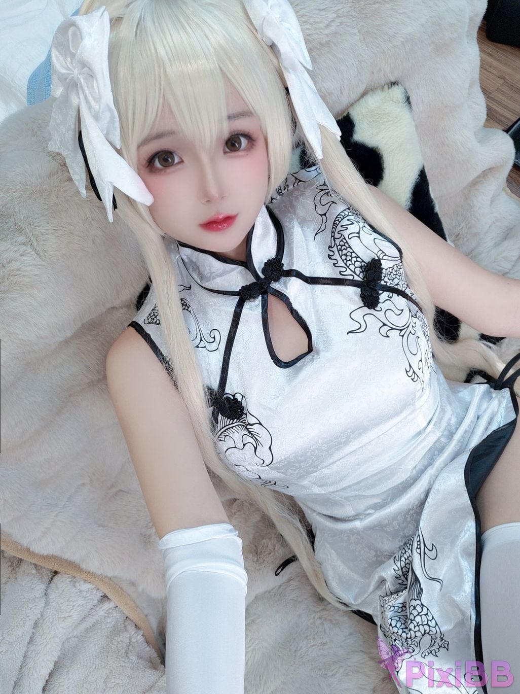 Coser Ri nai jiao PixiBB.COM 016