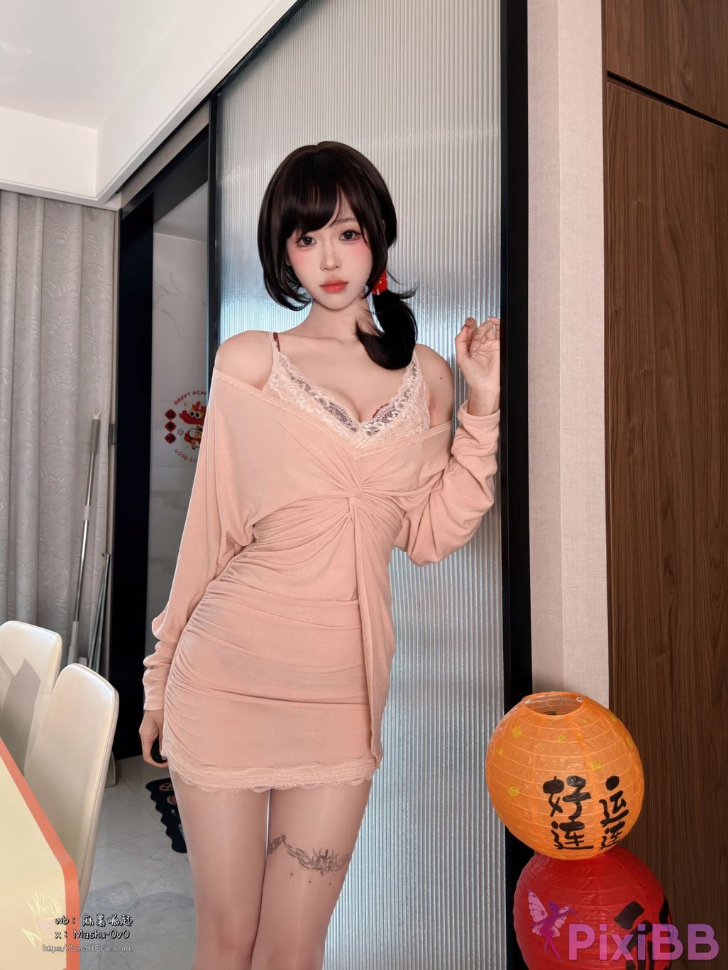 Cosplayer Mochi is delicious End of year love letter PixiBB.COM 001