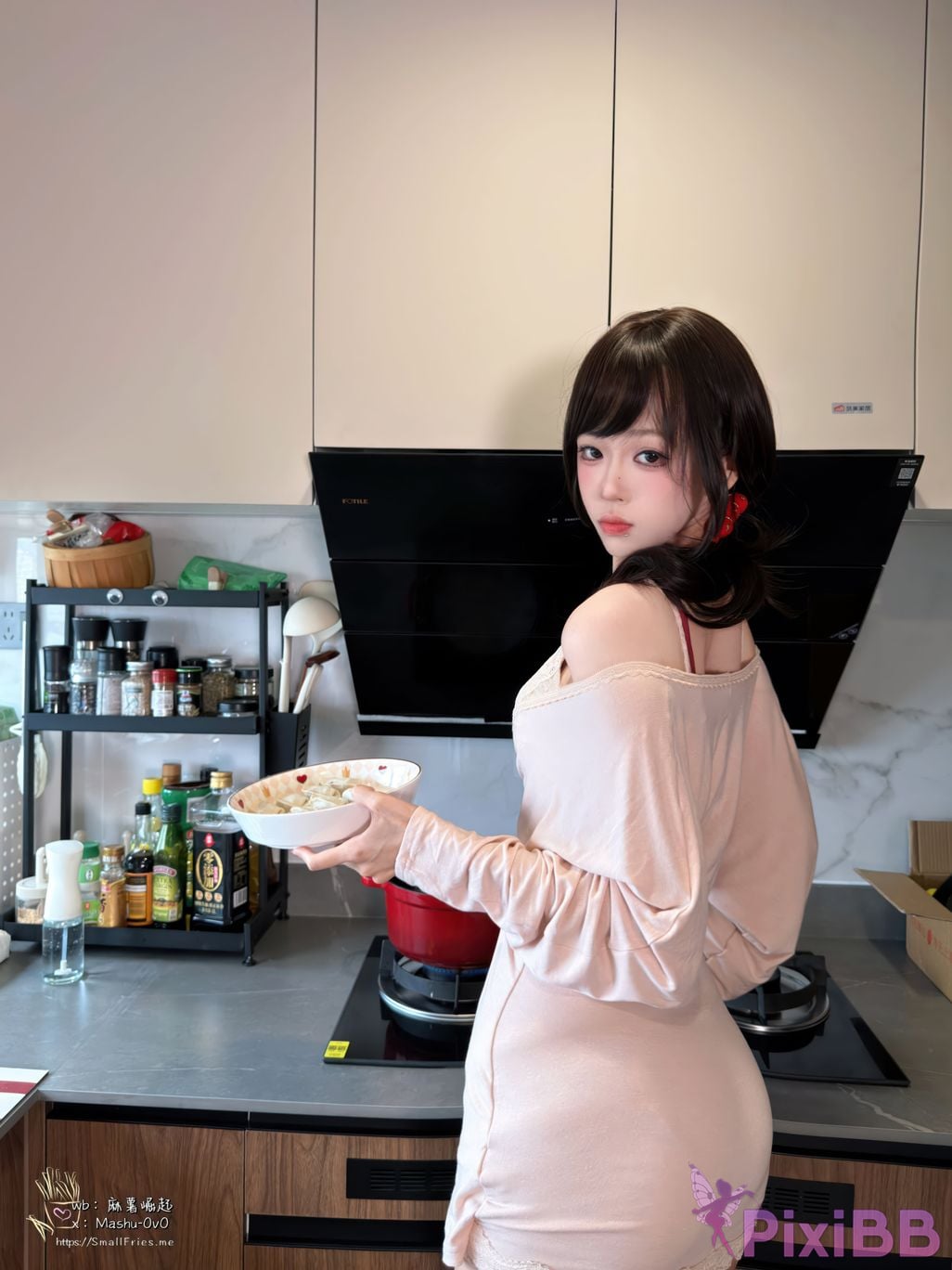 Cosplayer Mochi is delicious End of year love letter PixiBB.COM 038