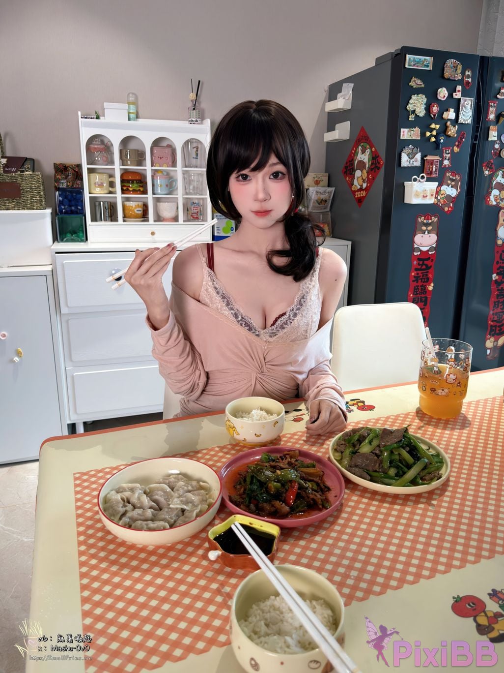 Cosplayer Mochi is delicious End of year love letter PixiBB.COM 042