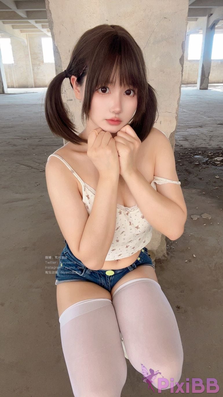 Coser Nyako PixiBB.COM 218.JPG