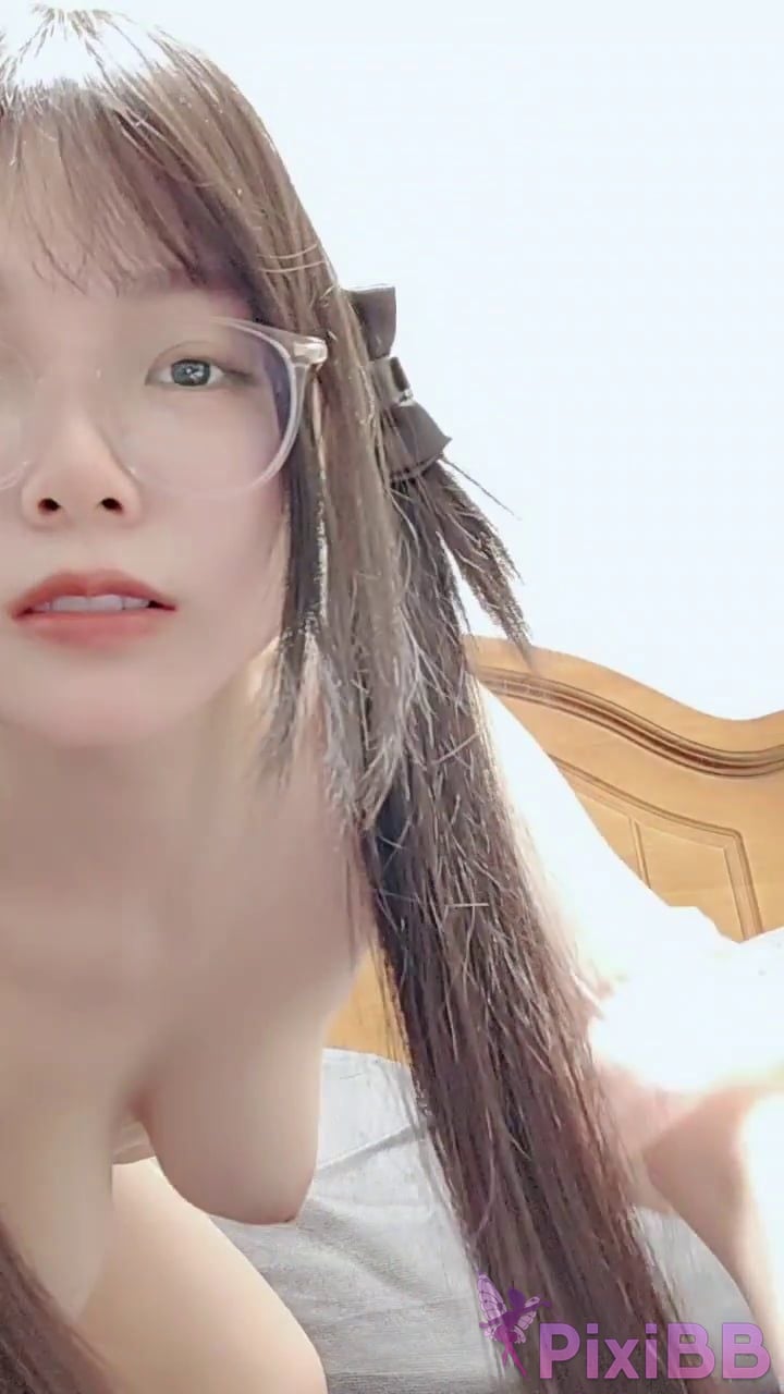 Li Zi Meow Young girl with glasses 14 department Squeeze the young handsome boy 02 PixiBB.COM 032