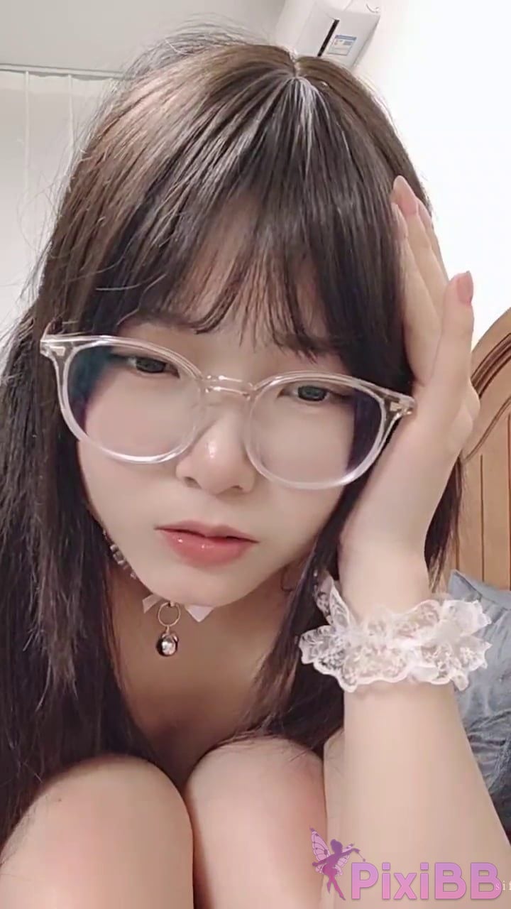 Li Zi Meow Young girl with glasses 14 department Squeeze the young handsome boy 02 PixiBB.COM 044