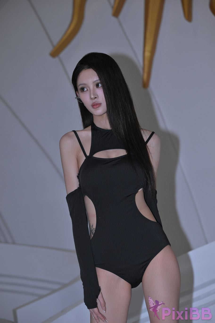 Featured Street Photography Works No.5412 2025 Miss World International PixiBB.COM 047