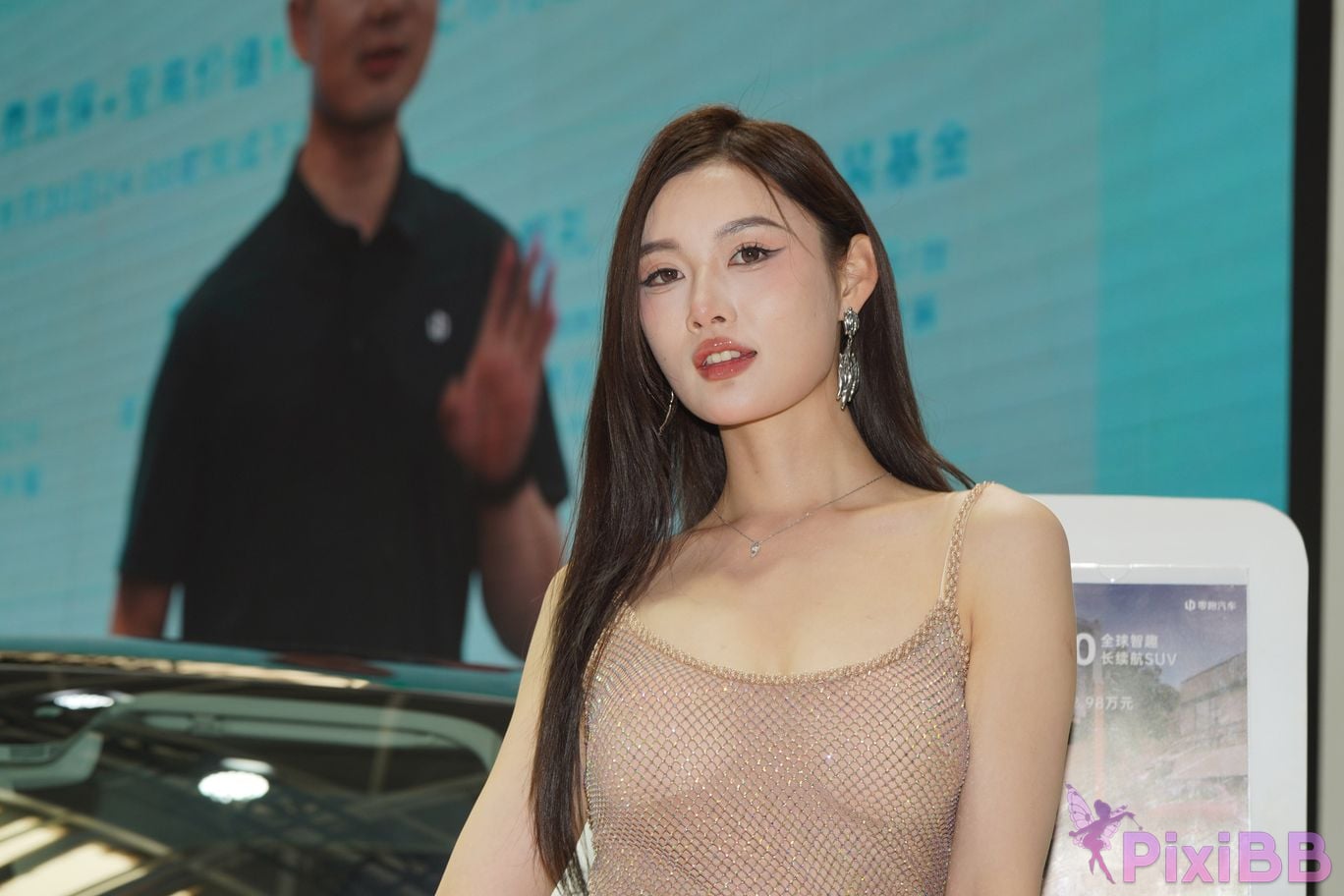 Featured Street Photography Works No.5415 Brown suspender skirt PixiBB.COM 020