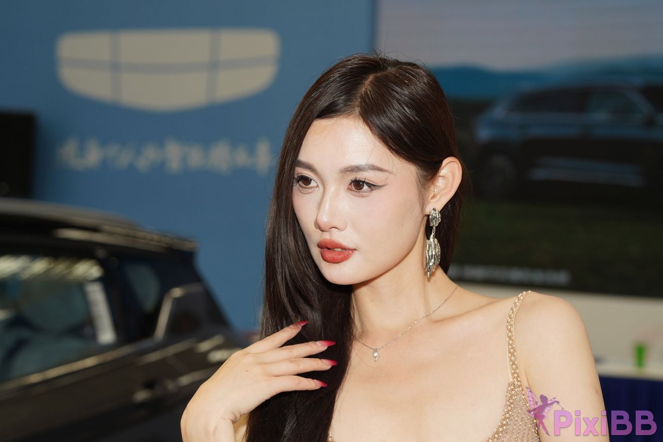 Featured Street Photography Works No.5415 Brown suspender skirt PixiBB.COM 133