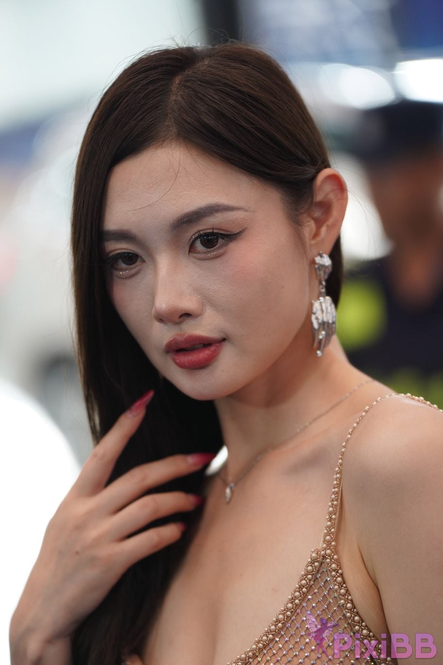 Featured Street Photography Works No.5415 Brown suspender skirt PixiBB.COM 191