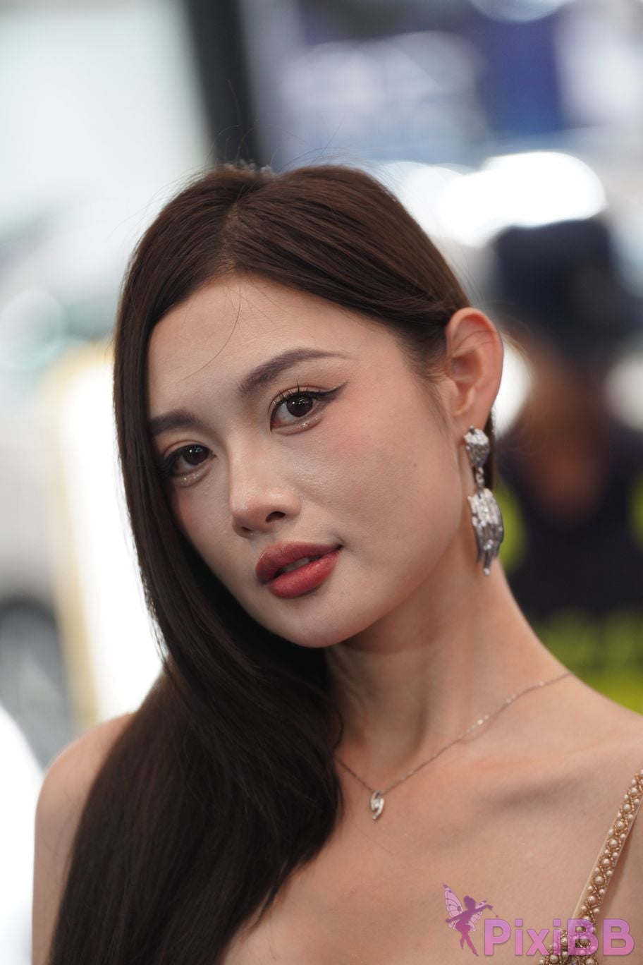 Featured Street Photography Works No.5415 Brown suspender skirt PixiBB.COM 194