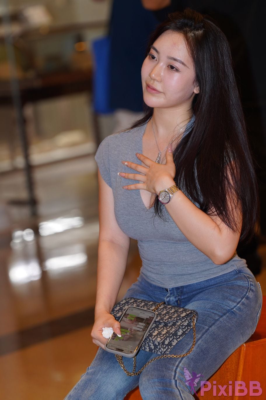 Featured Street Photography Works No.5416 Super paid V collared jeans PixiBB.COM 053