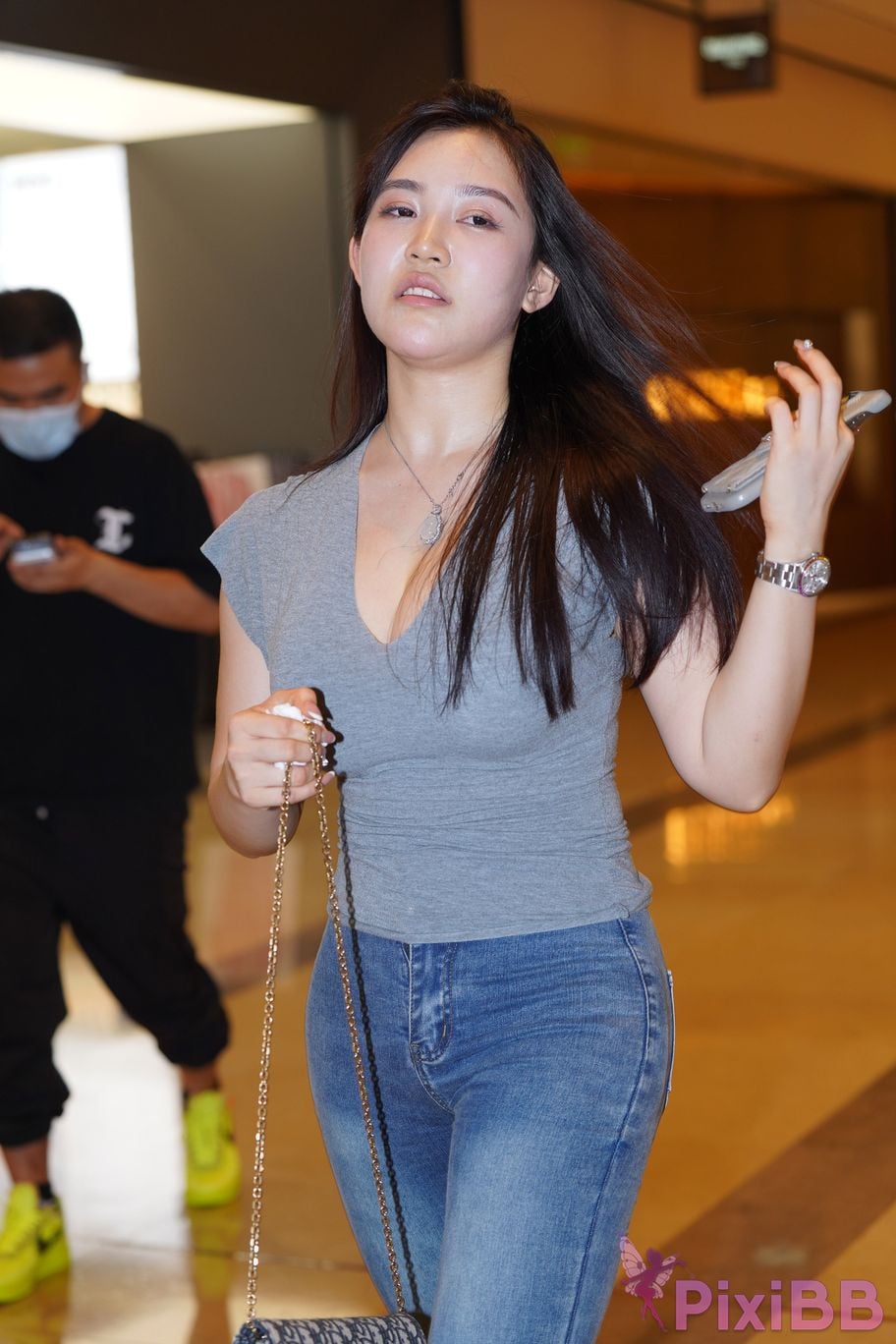 Featured Street Photography Works No.5416 Super paid V collared jeans PixiBB.COM 074