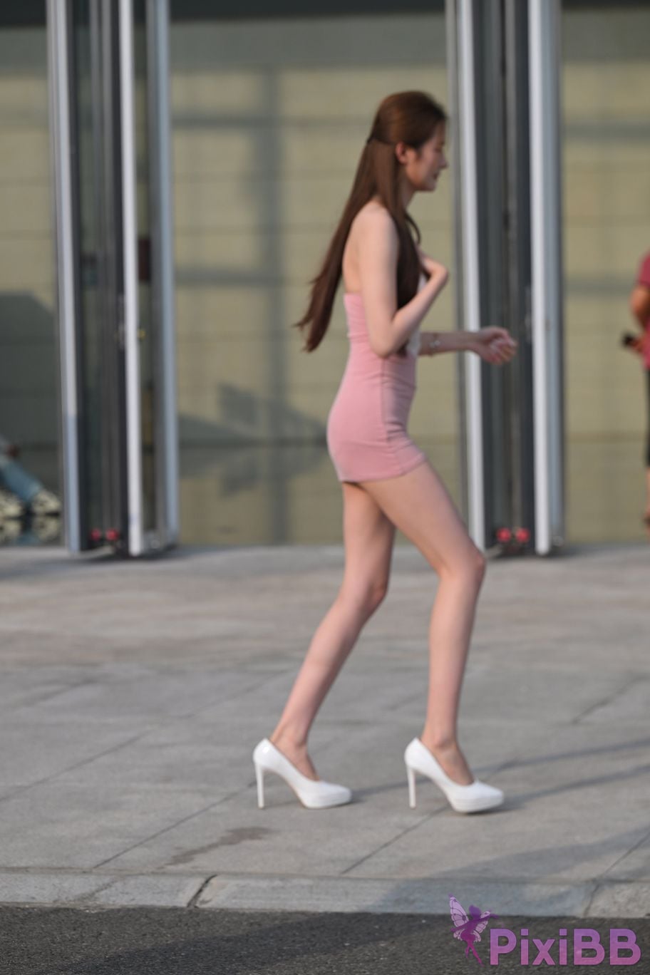 Featured Street Photography Works No.5418 Youthful and beautiful pink white skirt PixiBB.COM 011