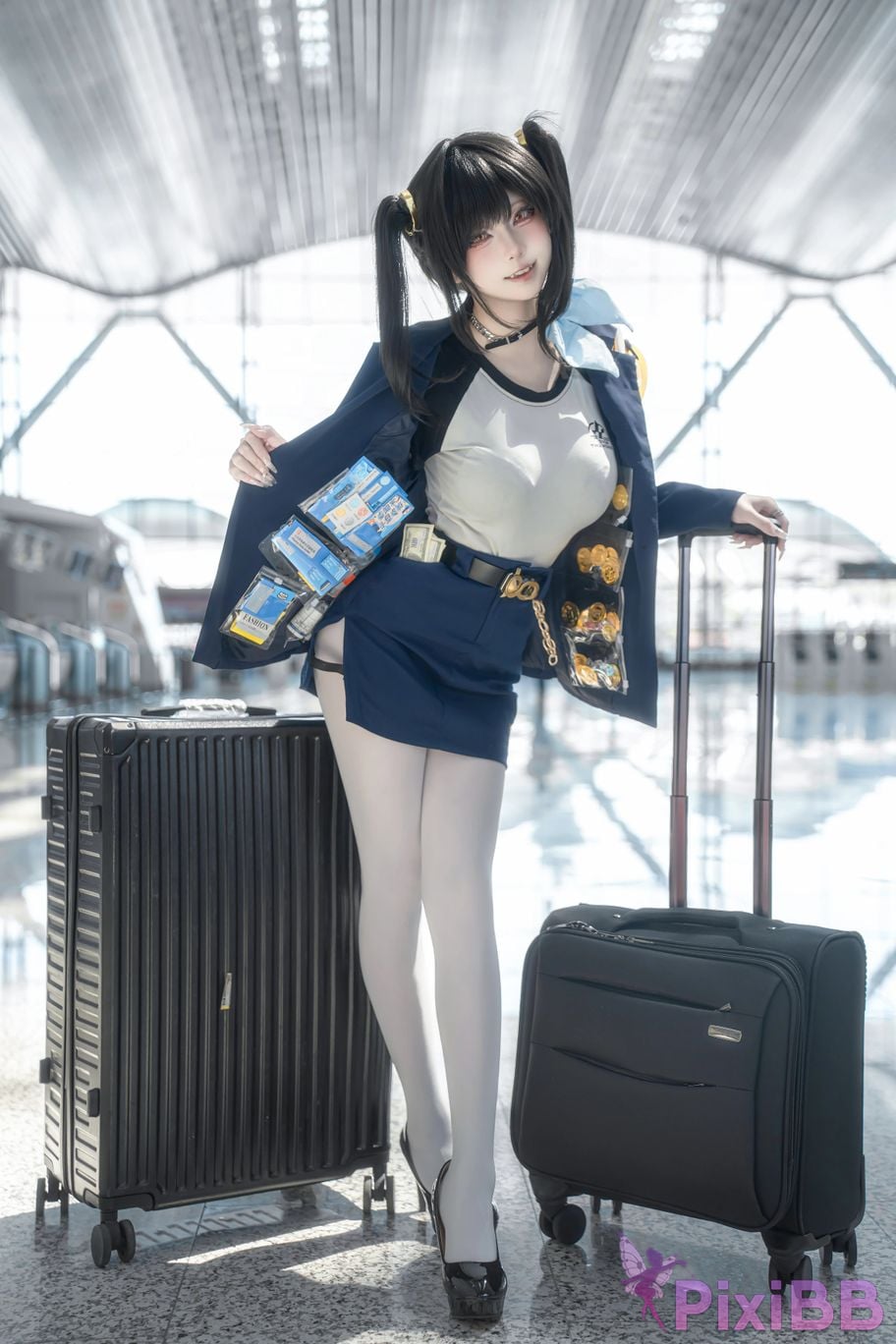 Cosplayer Zhiyue Etsu ko Nikke goddess of victory sola PixiBB.COM 006