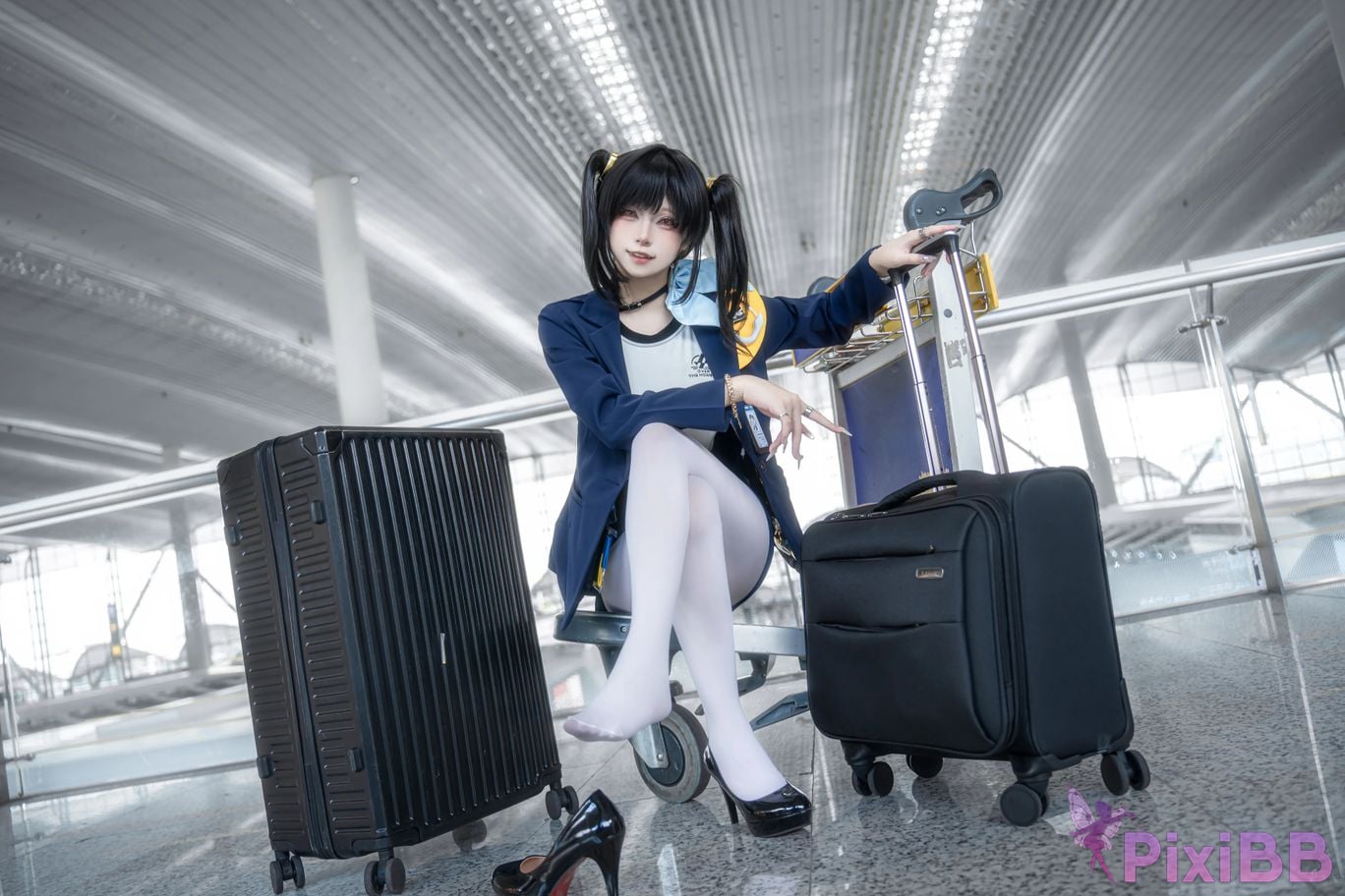 Cosplayer Zhiyue Etsu ko Nikke goddess of victory sola PixiBB.COM 007