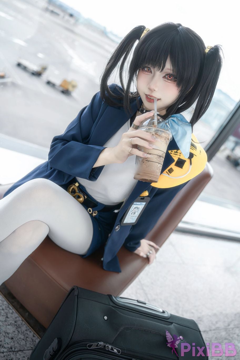 Cosplayer Zhiyue Etsu ko Nikke goddess of victory sola PixiBB.COM 014