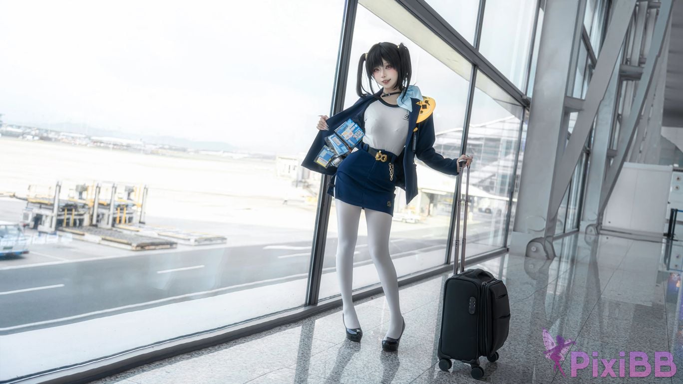 Cosplayer Zhiyue Etsu ko Nikke goddess of victory sola PixiBB.COM 022