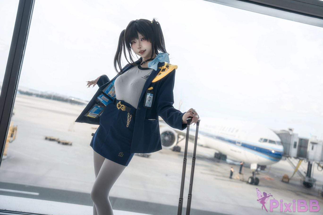 Cosplayer Zhiyue Etsu ko Nikke goddess of victory sola PixiBB.COM 027