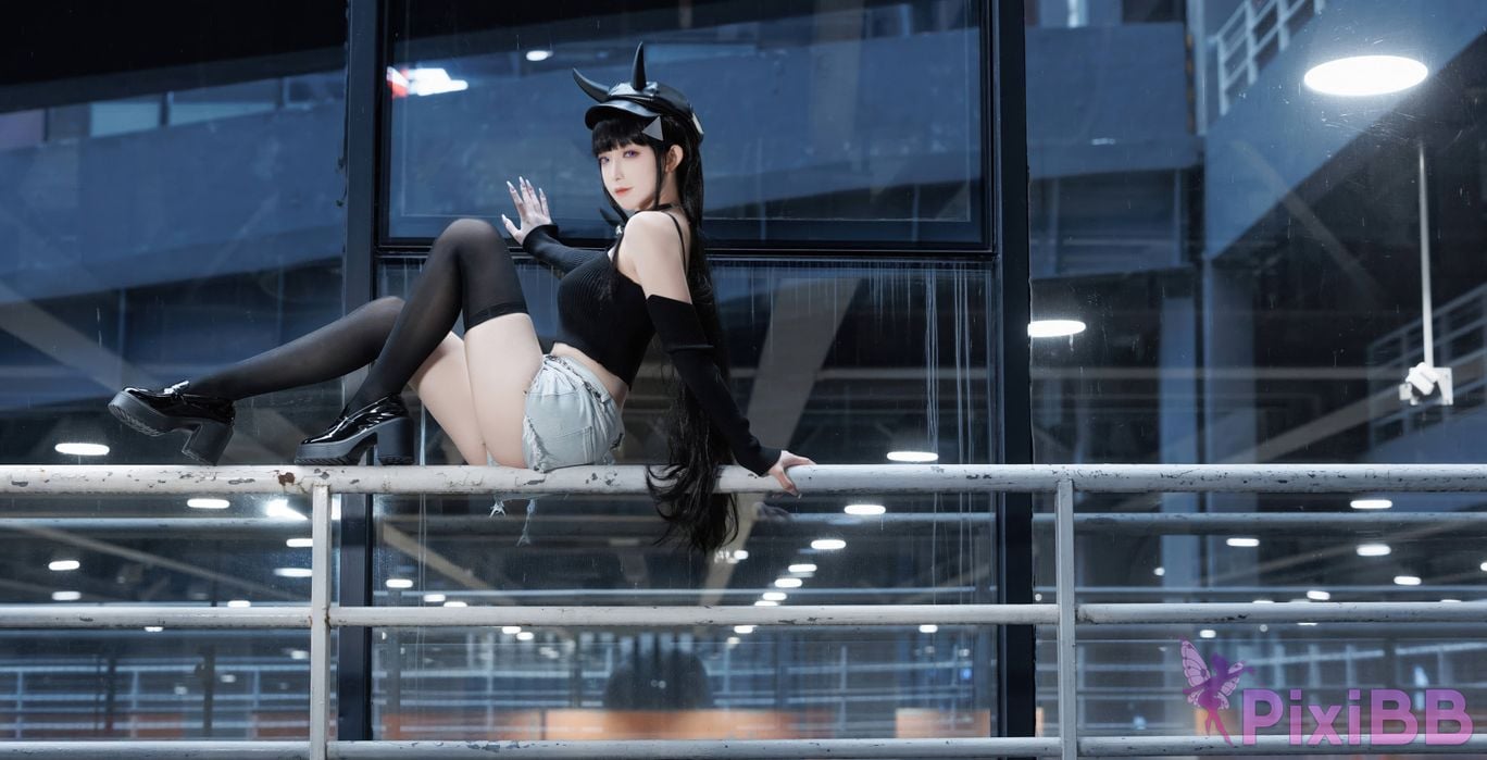 Cosplayer Fengjiang v azur lane Noshiro PixiBB.COM 002