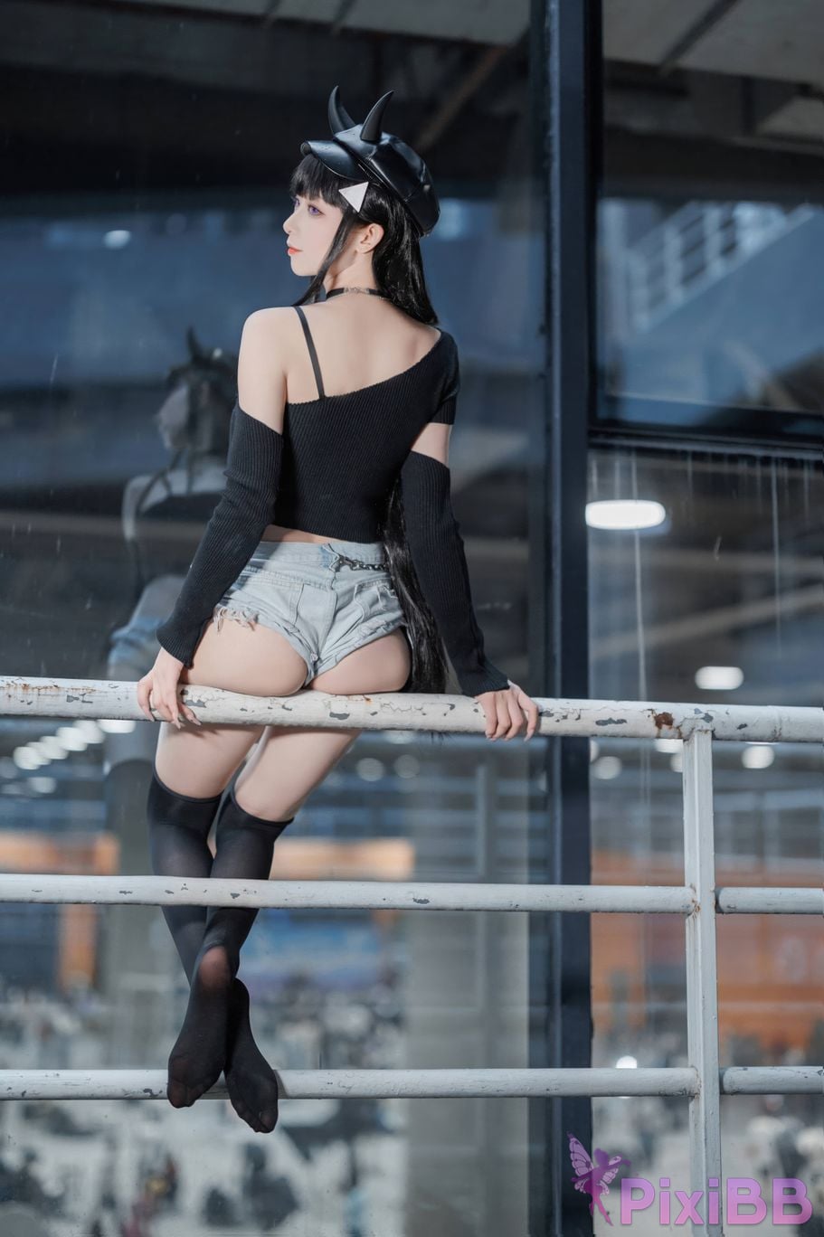 Cosplayer Fengjiang v azur lane Noshiro PixiBB.COM 006