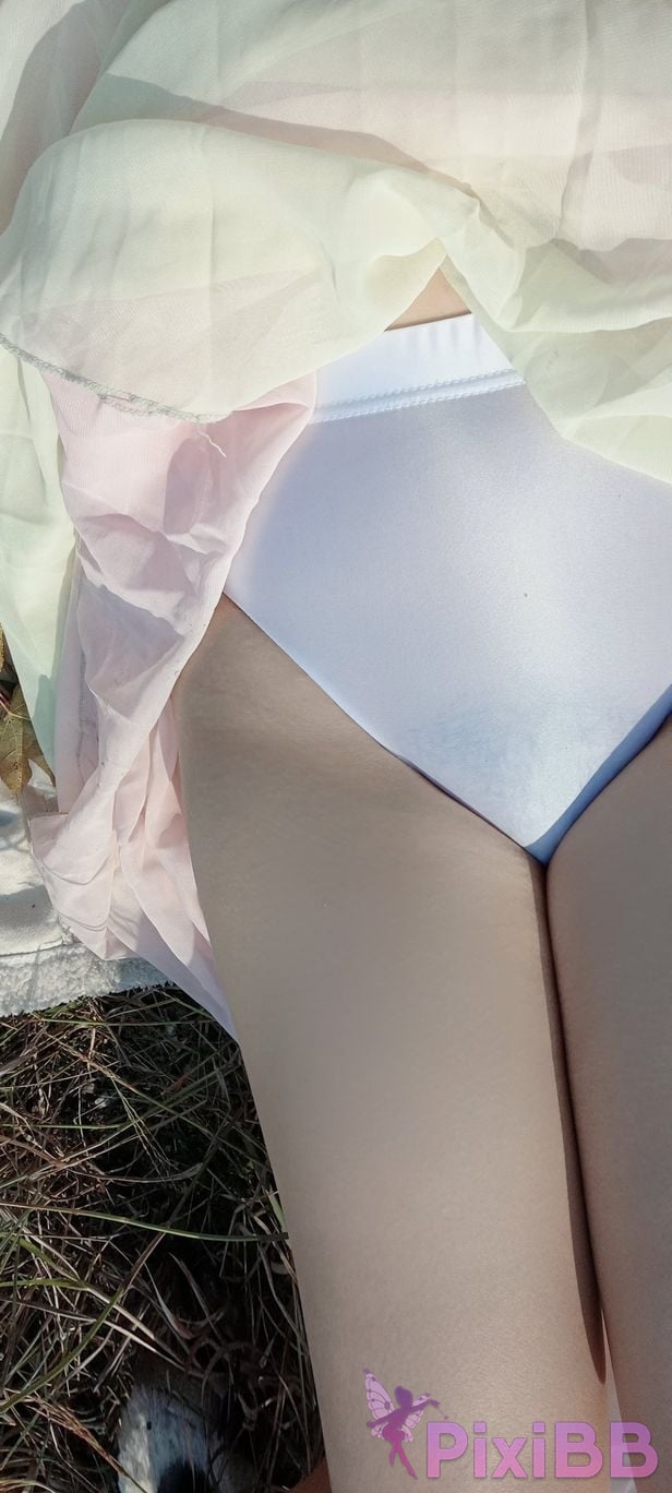 Cosplayer Milu Hanfu selfie PixiBB.COM 003