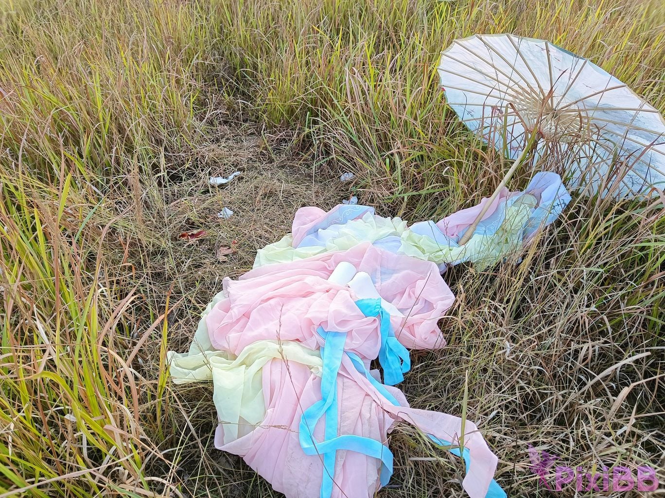 Cosplayer Milu Hanfu selfie PixiBB.COM 024