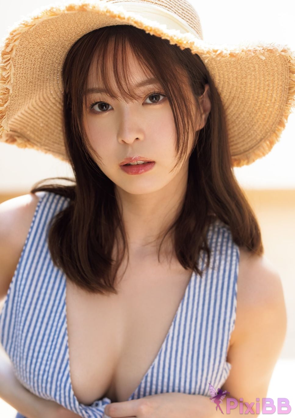 Japanese Idol Kuno Hinano Photo book mellow LUCKMAN PixiBB.COM 017