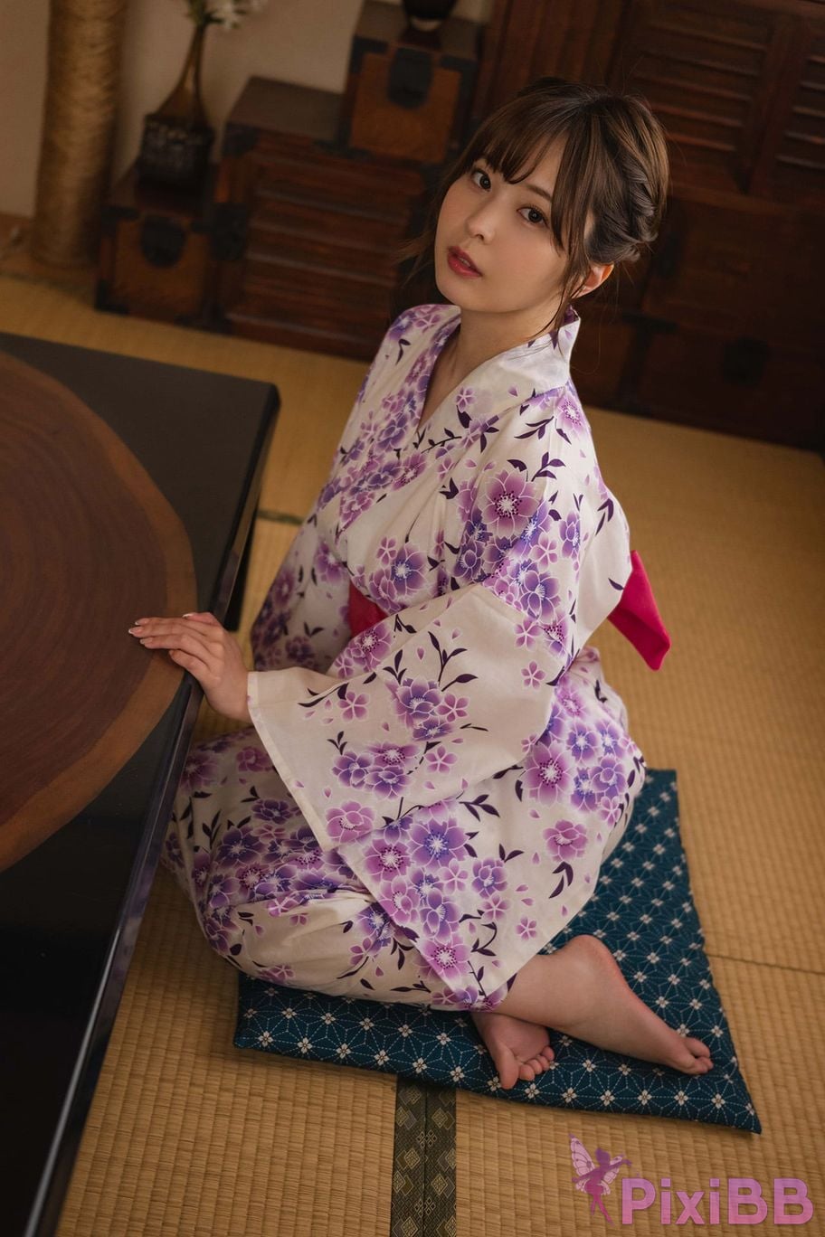 Japanese Idol Kuno Hinano Breast Love White Paper PixiBB.COM 036