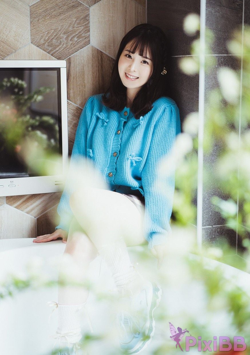 Japanese Idol Kuno Hinano Escape PixiBB.COM 035