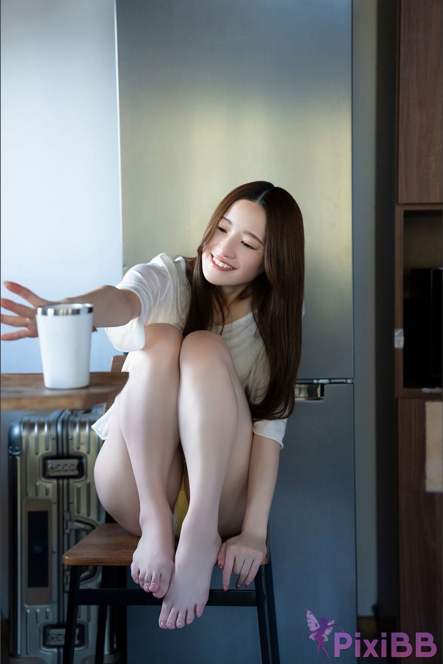 Japanese Idol Kana Nakada More and more a lot more Young Magazine Digital Photo Book PixiBB.COM 013