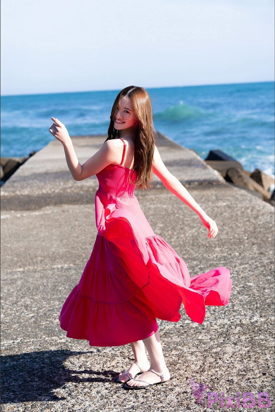 Japanese Idol Kana Nakada More and more a lot more Young Magazine Digital Photo Book PixiBB.COM 037