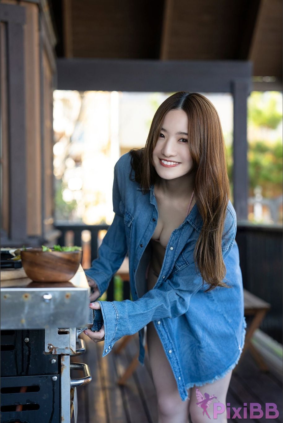 Japanese Idol Kana Nakada More and more a lot more Young Magazine Digital Photo Book PixiBB.COM 044