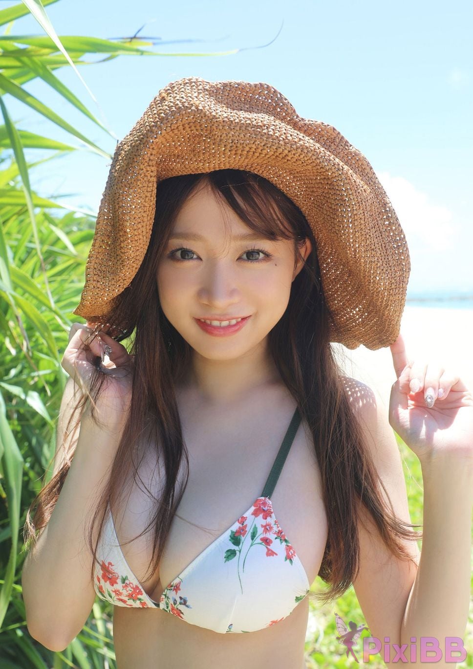 Japanese Idol Aoi Haru in Summer Spicy sun gravure photo book PixiBB.COM 014