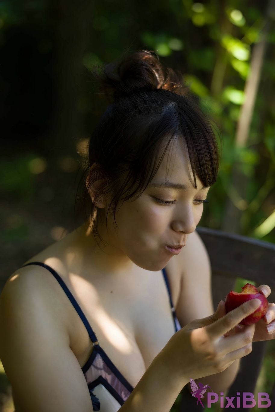 Japanese Idol Tomaru Sayaka Du Wan Sha Ye Hua FLASH digital photo book strike bust PixiBB.COM 042