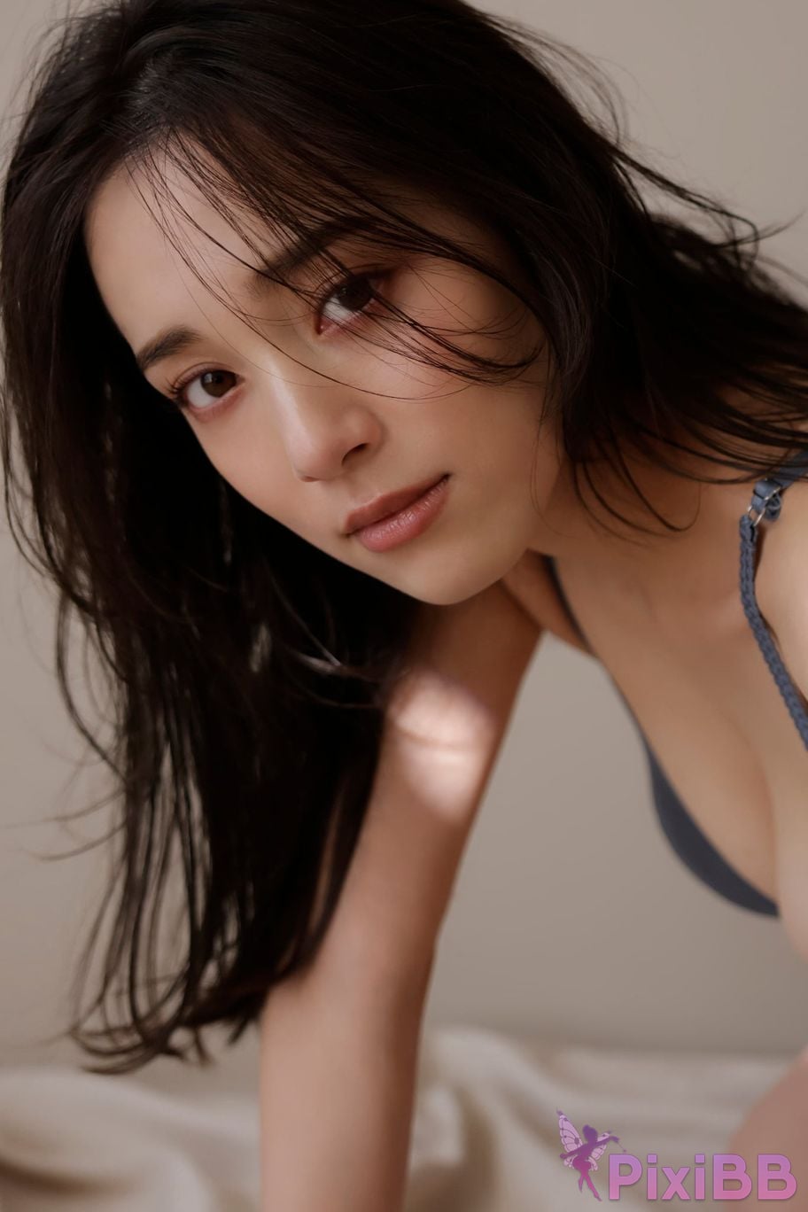 Japanese Idol Tomaru Sayaka Du Wan Sha Ye Hua FRIDAY Digital photo book soft skin glamorous Hao 100 Cut super complete version PixiBB.COM 045