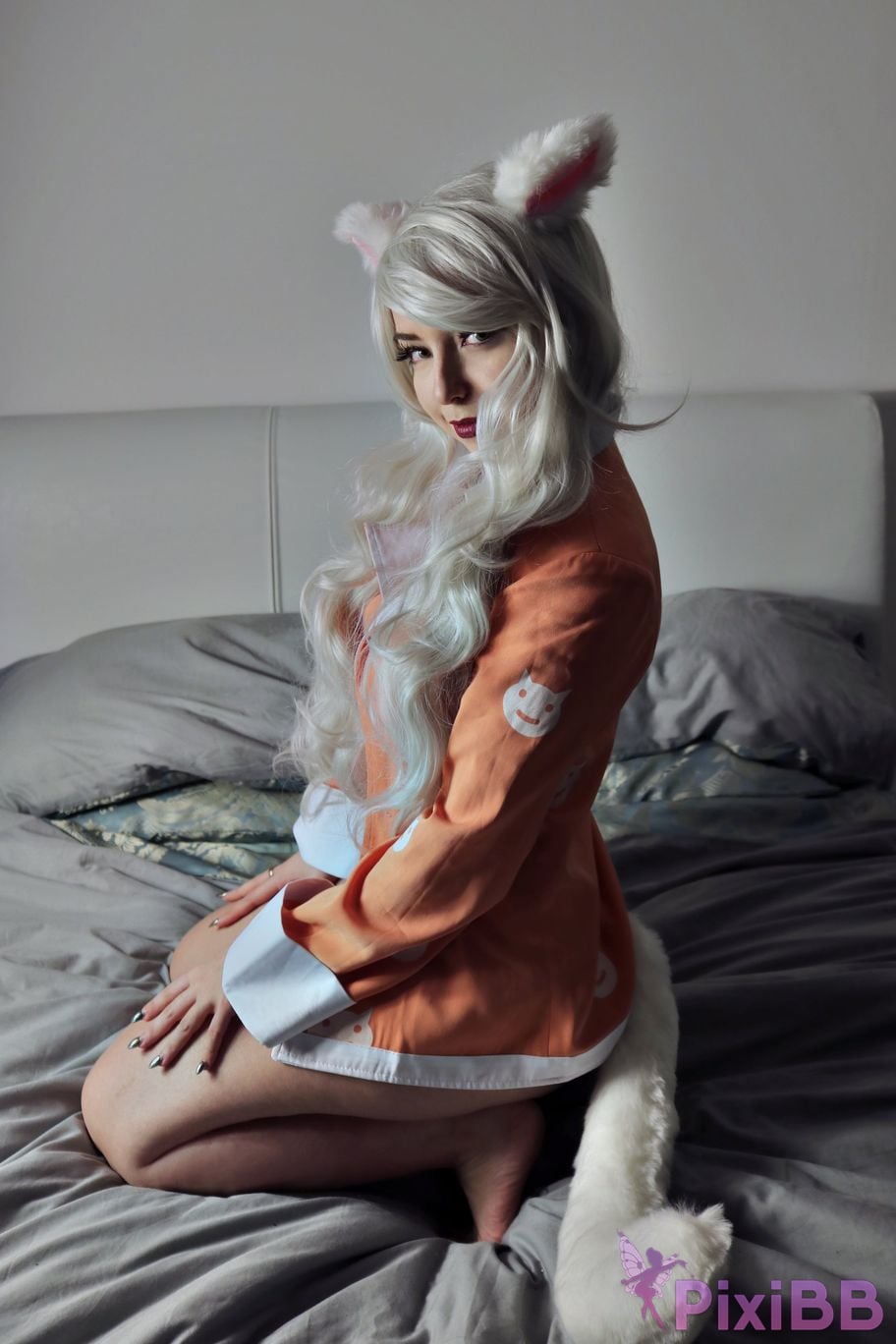 Serinide Tsubasa Hanekawa PixiBB.COM