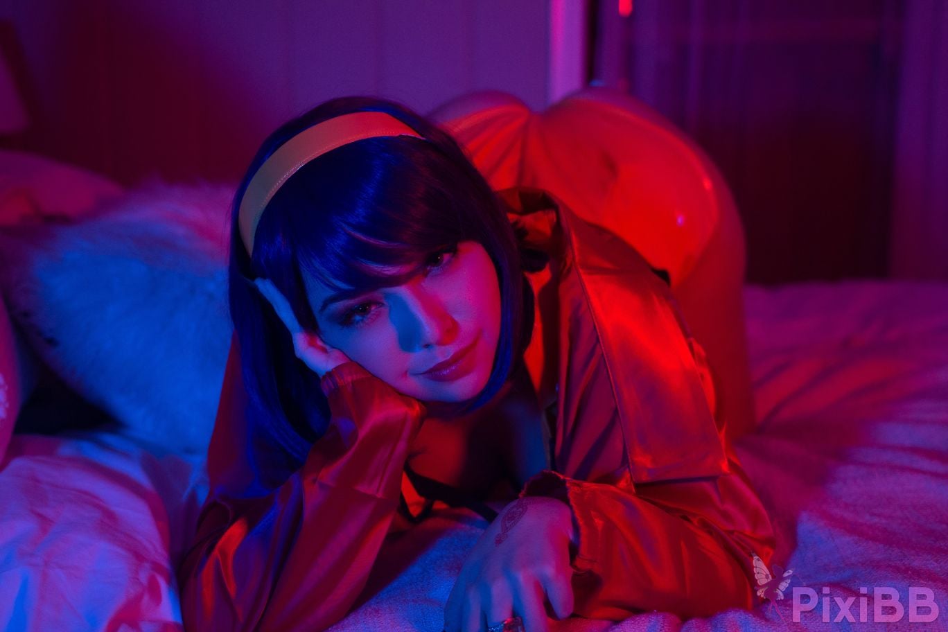 Serinide Faye Valentine PixiBB.COM 2