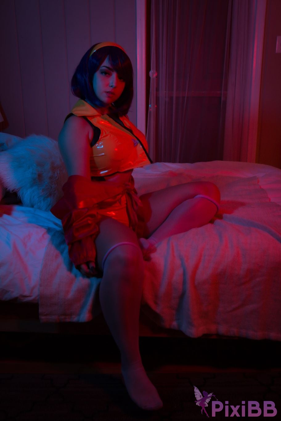 Serinide Faye Valentine PixiBB.COM