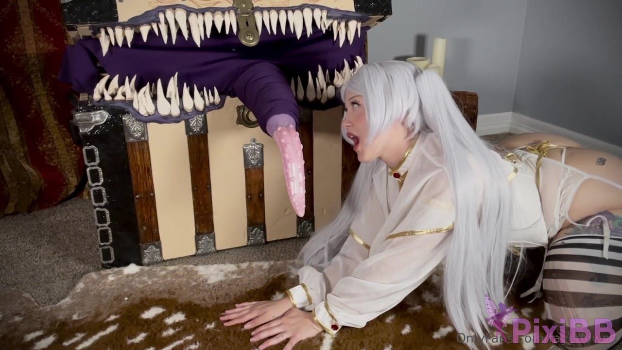 Faye Dawn Frieren PixiBB.COM 010