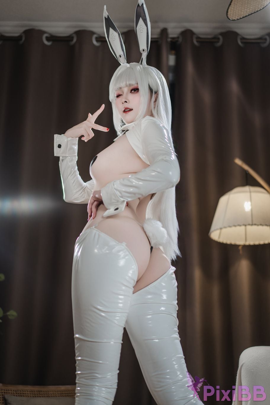 Cosplayer Natsuko Xia Xiazi NIKKE Blanche Reverse bunny girl PixiBB.COM 008