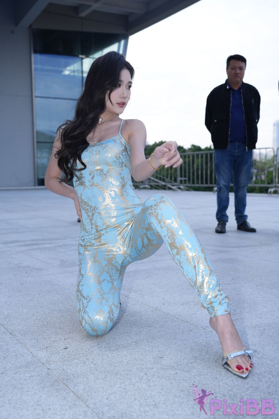 Featured Street Photography Works No.5422 Exquisite and beautiful Labrador PixiBB.COM 001