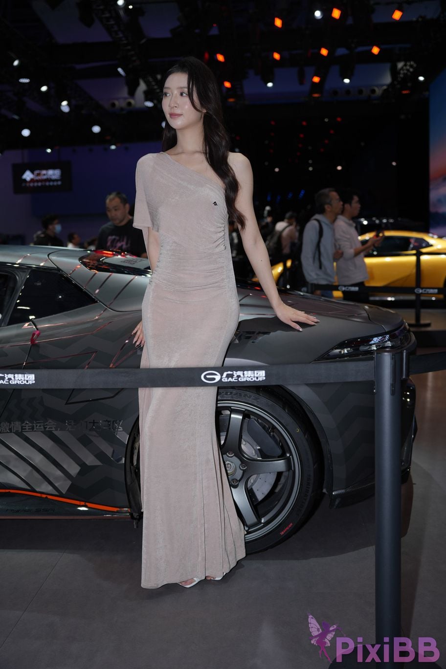 Featured Street Photography Works No.5425 Gentle long skirt Lulu PixiBB.COM 005