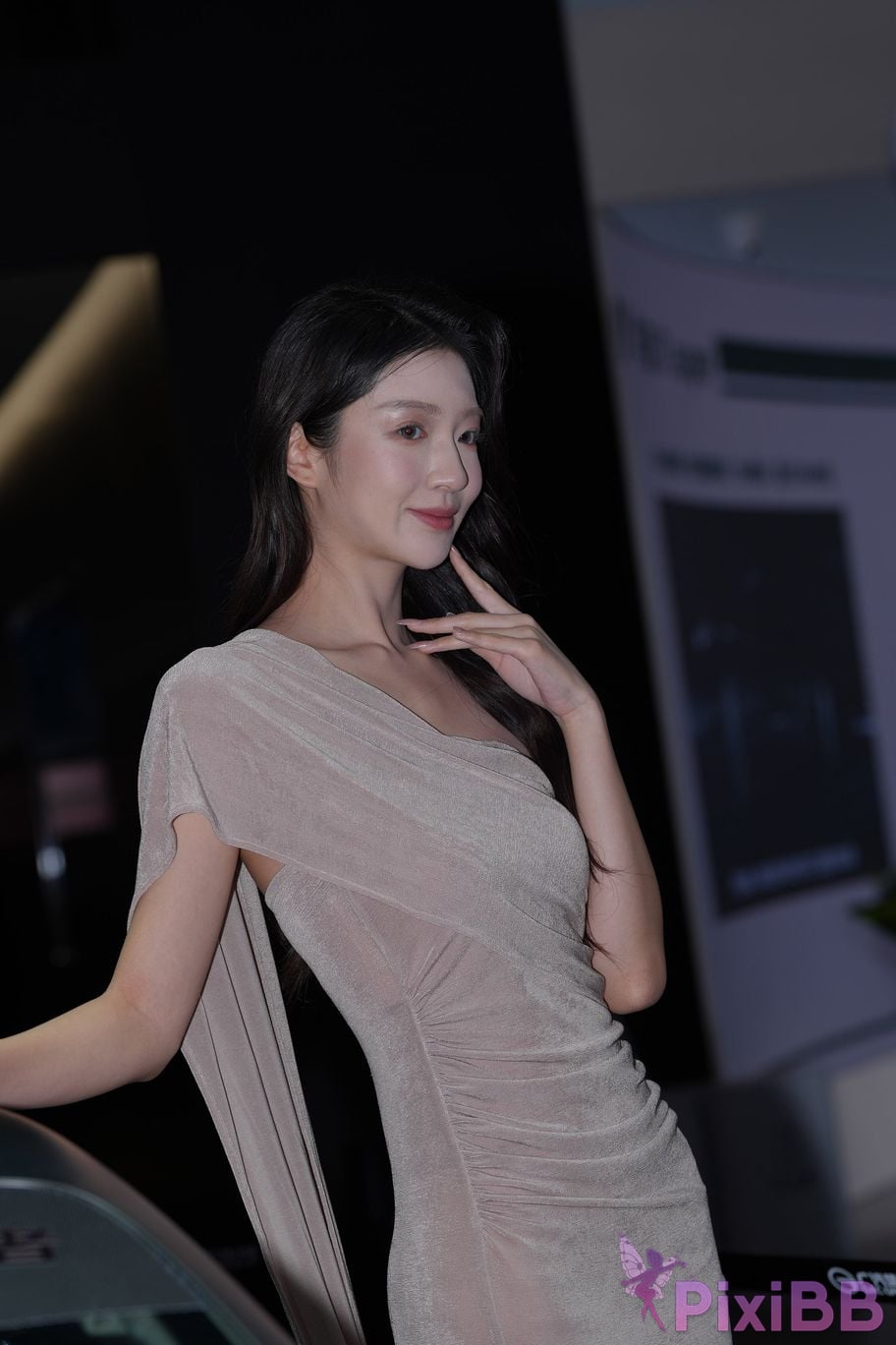 Featured Street Photography Works No.5425 Gentle long skirt Lulu PixiBB.COM 028