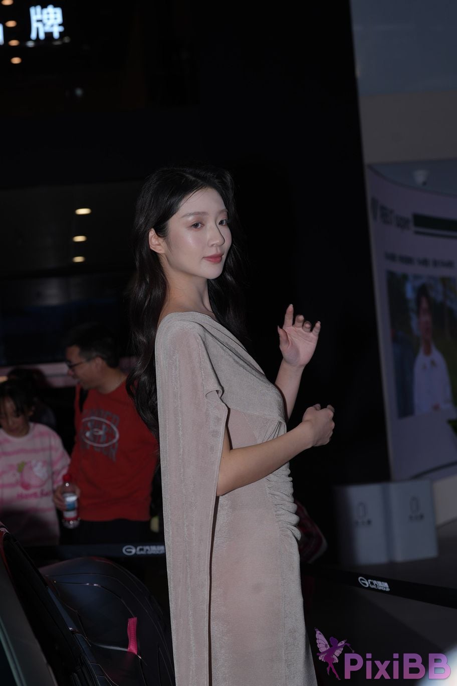 Featured Street Photography Works No.5425 Gentle long skirt Lulu PixiBB.COM 047