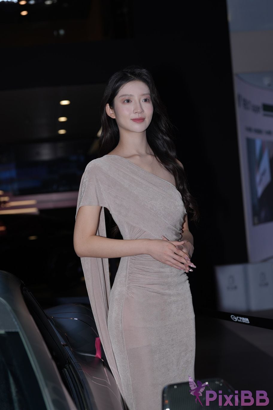 Featured Street Photography Works No.5425 Gentle long skirt Lulu PixiBB.COM 051