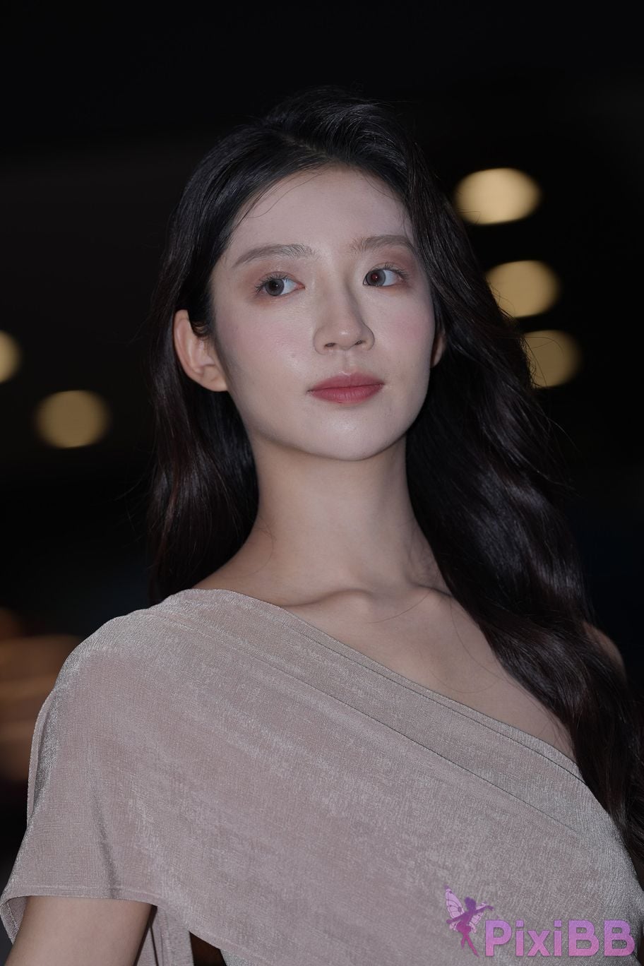 Featured Street Photography Works No.5425 Gentle long skirt Lulu PixiBB.COM 056