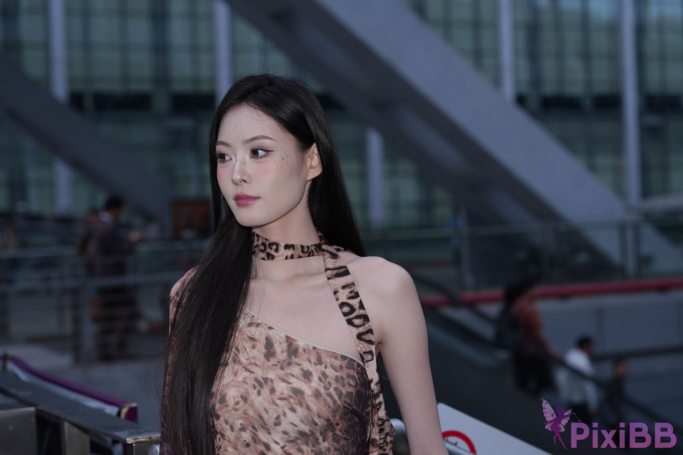 Featured Street Photography Works No.5427 Temperament goddess Tingting PixiBB.COM 028