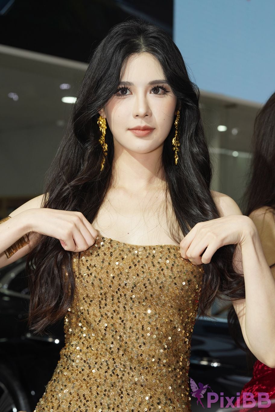 Featured Street Photography Works No.5428 Perfect looking goddess Sang crow PixiBB.COM 085