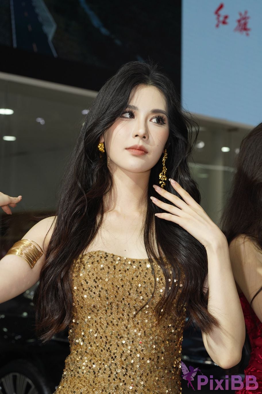 Featured Street Photography Works No.5428 Perfect looking goddess Sang crow PixiBB.COM 089