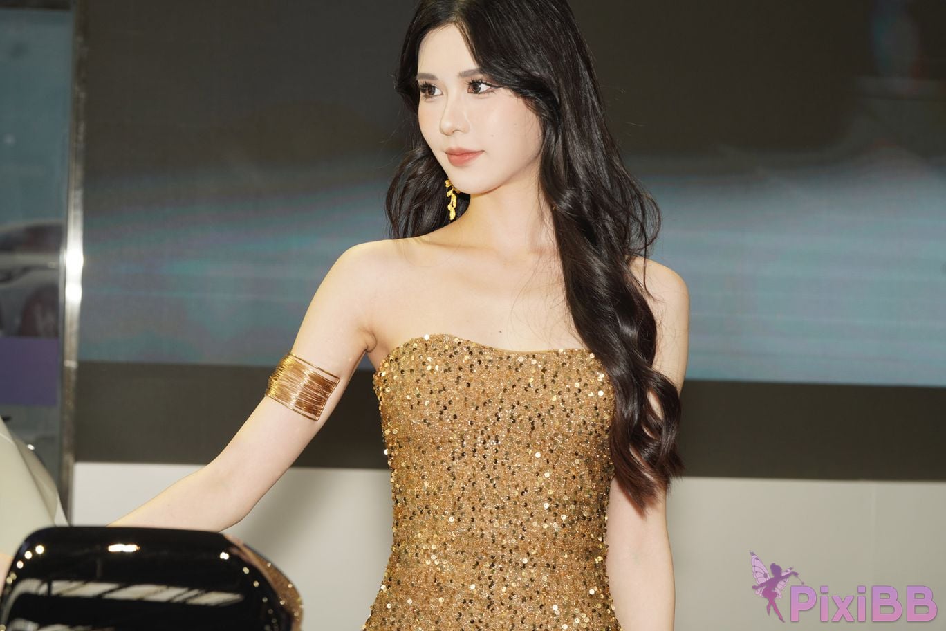 Featured Street Photography Works No.5428 Perfect looking goddess Sang crow PixiBB.COM 092