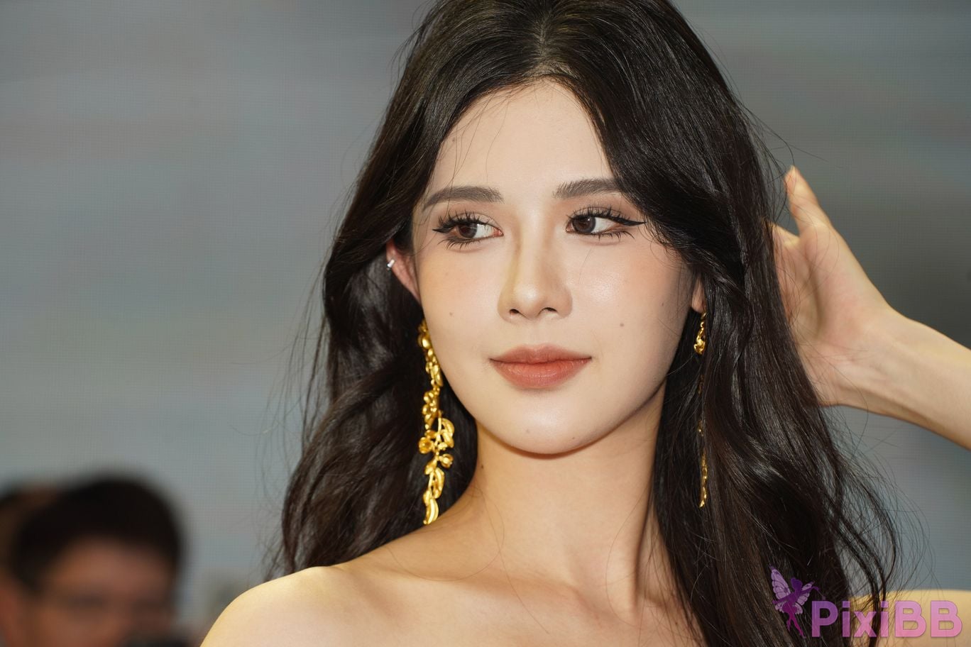 Featured Street Photography Works No.5428 Perfect looking goddess Sang crow PixiBB.COM 094